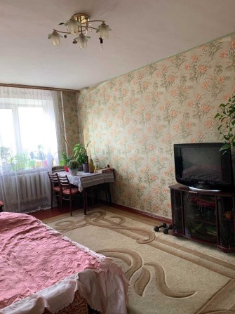 Продаю 3 кімнатну чешку на 3му поверсі (Військове містечко) - фото 1