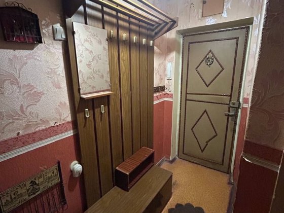 Продається 3-х кімнатна квартира Коростень