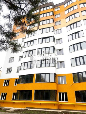 2-кімнатна квартира в центрі міста в зданому будинку - фото 1