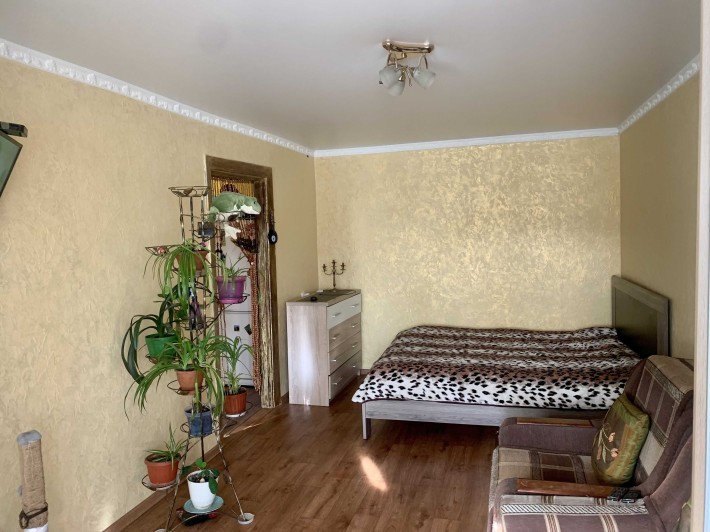 Продам однокімнатну квартиру в центрі м.Чорноморськ - фото 1