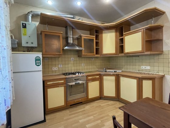 3х комнатная с высокими потолками Черноморск