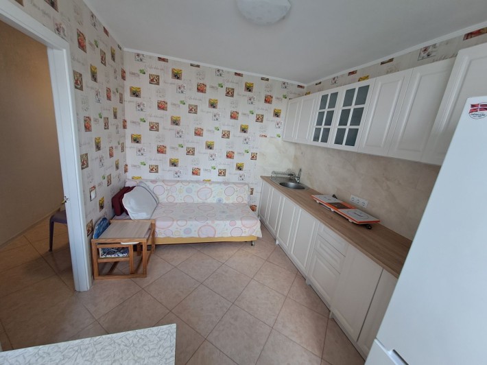 Продам 2к.кв  с ремонтом - фото 1