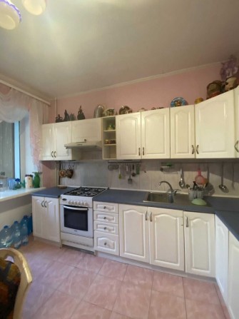 Продам 3 комнатную в Аббо невысокий этаж - фото 1