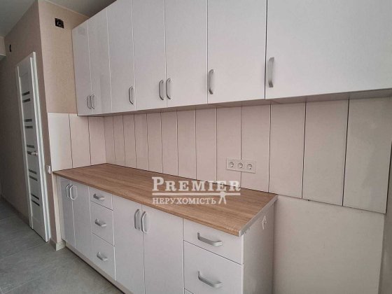 У продажу 2 кімн. квартира в новому цегляному будинку Чорноморськ