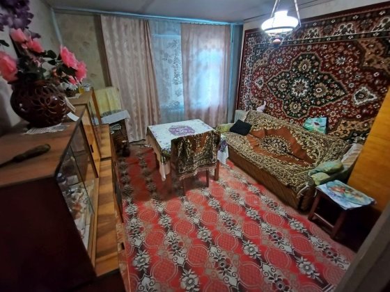 Продам 1к квартиру р-н Лазурний Краматорск