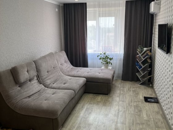 3-х кімнатна квартира в центрі міста Лозовая