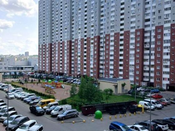 Продаж 1-к квартири пров. Балтiйський 3а Київ