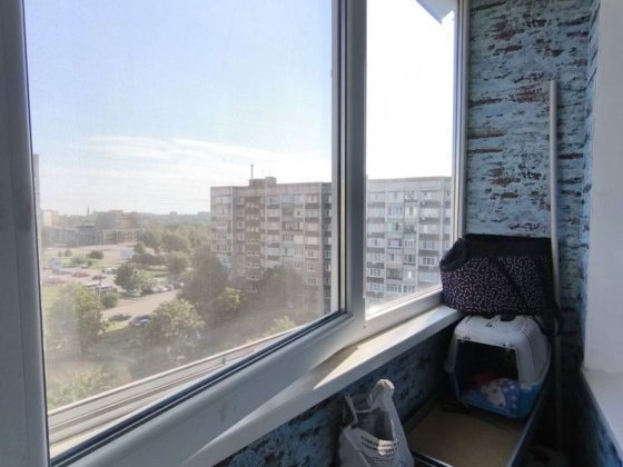 Продаи 3-х кім.кв з меблями та побутовою на 4-м районі. Лозова