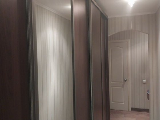 Продается 3х комнатная квартира на м/н лазурный в краматорске. Краматорск