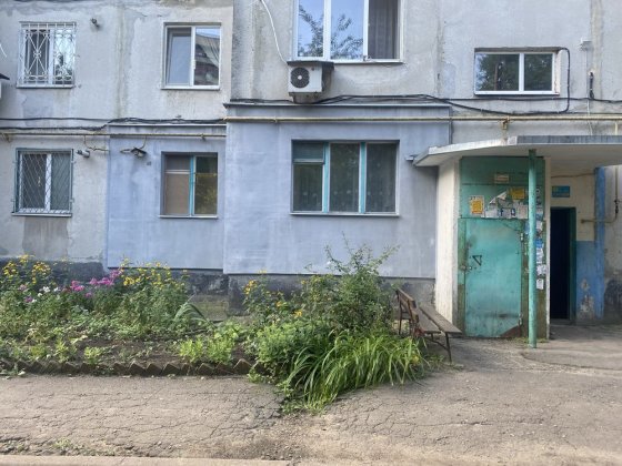 Автономне опалення! Квартира 2-кімнатна чеське планування Лозова