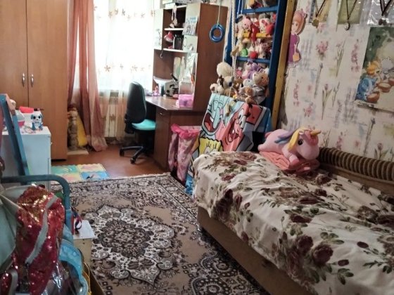 Терміново продам квартиру не угловая в подарок гараж Марганець