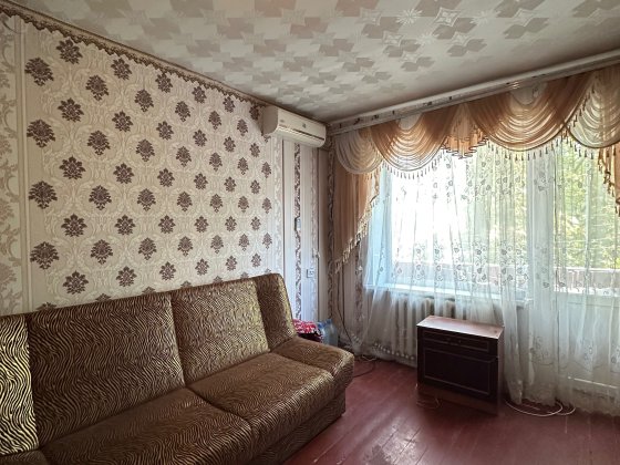 2х комнатная квартира 10 квартал Марганец