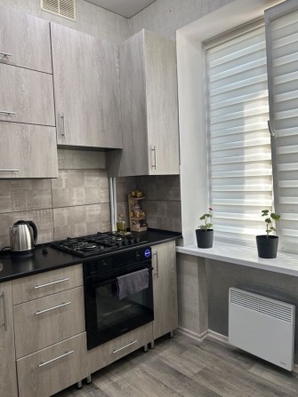 Продам 2-ную квартиру на Южном квартале - фото 1