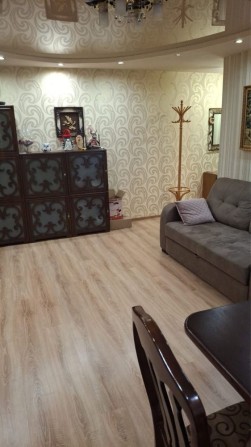 Продам квартиру 3х комнатную - фото 1