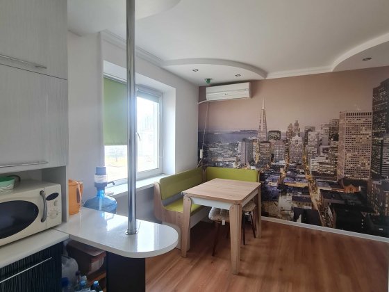 Продам 3-ри кімнатну, 2 поверх, Інститут Марганец