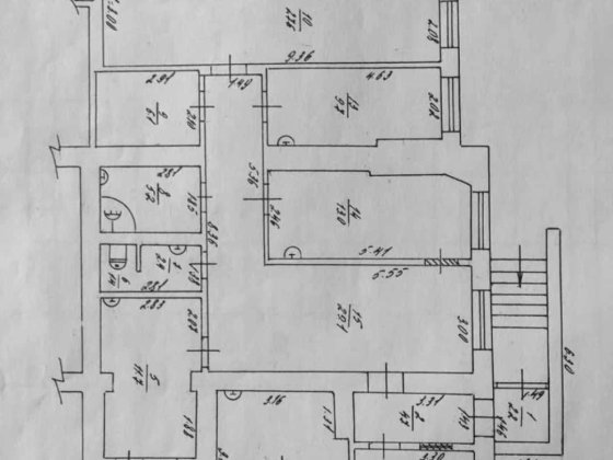 Продам 5-и кімн.кв. на 1-у поверсів центрі м.Миргород Полтавської обл. Миргород