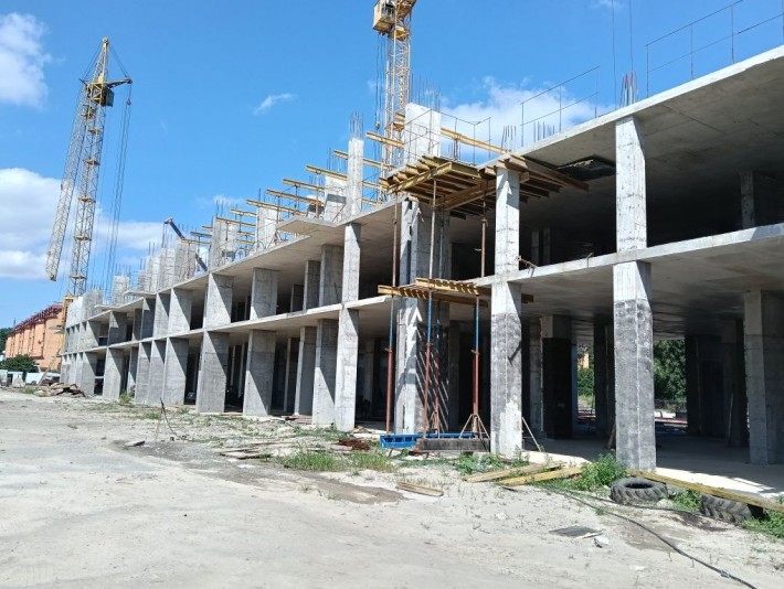 Продаж трикімнатної квартири в новобудові! - фото 1