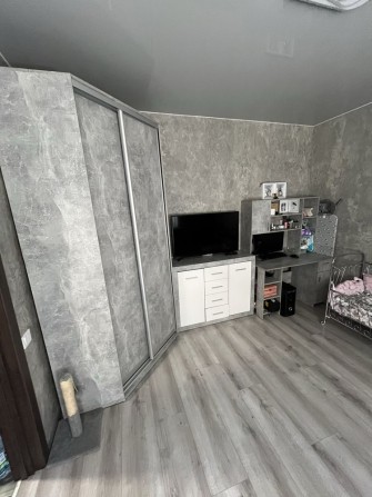 Продам 1-кімнатну квартиру з ремонтом - фото 1