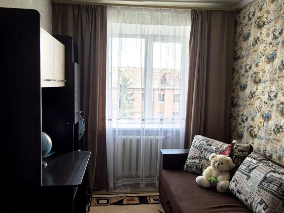 3х кімнатна квартира в центрі з індивідуальним опаленням Нежин