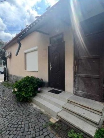 Продаються 2 квартири по 40 м² в одному дворі - фото 1