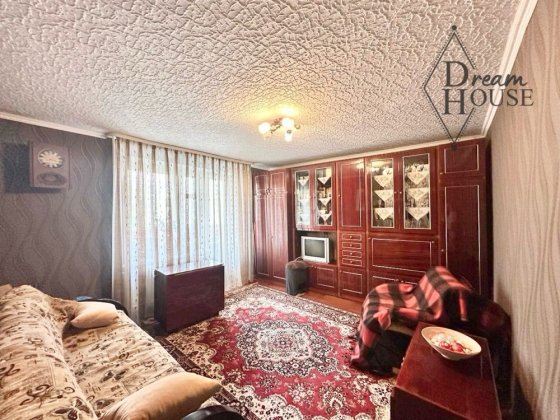 Продаж просторої 4 кімнатної квартири Нововолинськ