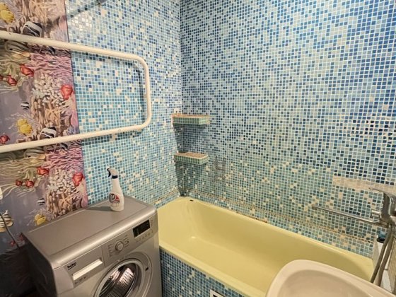 Трикімнатна на Каштановій,26 / вільна