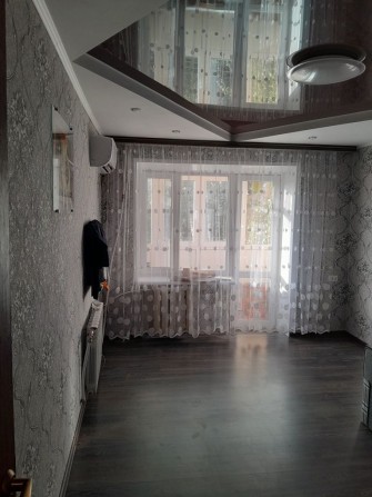 Продам 2-х кімнатну квартиру в Павлограді - фото 1