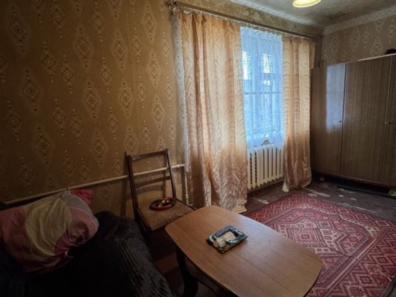 Продається затишна 3-кімнатна квартира ЦЕНТР 5 поверх Прилуки