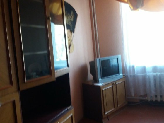 Продам 2-х комнатную. Центр. Площадь. Светловодск