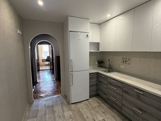 Продается 3 комнатная квартира. Центр. Чех проект. Славянск. Славянск