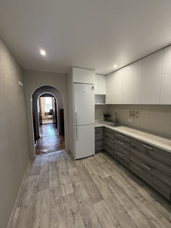 Продается 3 комнатная квартира. Центр. Чех проект. Славянск. - фото 1