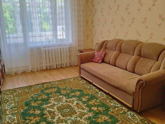 Продается 2-х комнатная квартира в центре Славянска. Дом кирпичный Славянск