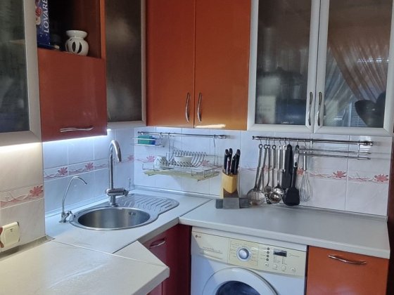 Продам 2 комнатную квартиру  ПШС Павлоград