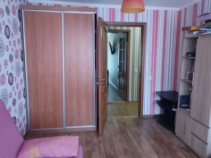 Продам 3 кімнатну квартиру в центрі міста - фото 1
