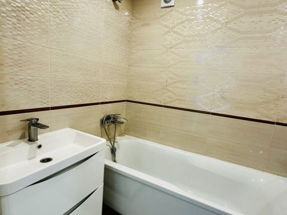 3 кімнатна квартира в центрі міста Смела