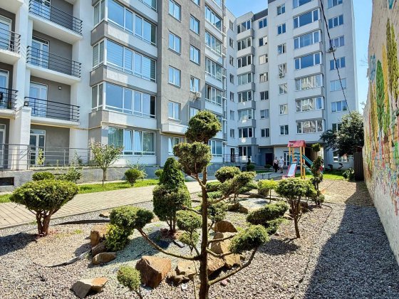 родаж 2-кімнатної квартири в Новобудові 2020 року. Стрый