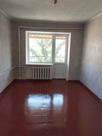 Продается 1 комнатная квартира в центре. Славянск. - фото 1