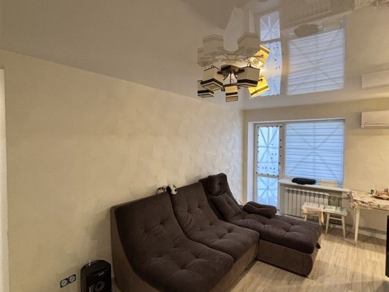 Продается 3 комнатная квартира. Кирпичный дом. Славянск. 