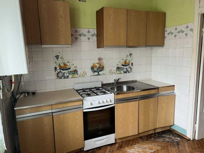 Продам 3-кім.квартиру,вул Стуса 3 Косметичний Ремонт ! - фото 1