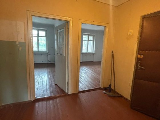 Продам квартиру під ремонт Шептицкий