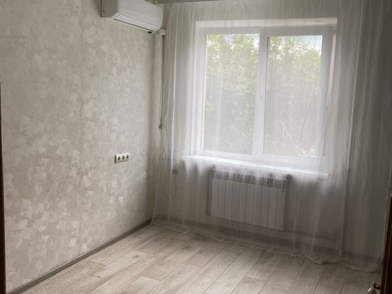 Продам 2 к.кв 2 этаж ул Харьковская Чугуїв