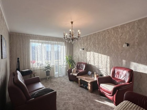 Продам 4 кімнатну квартиру Шептицький