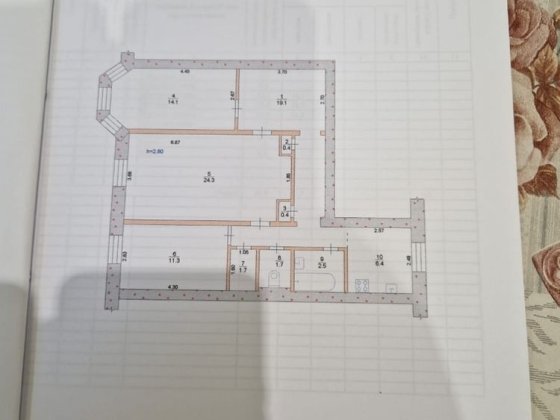 Продається 3-х кімнатна квартира