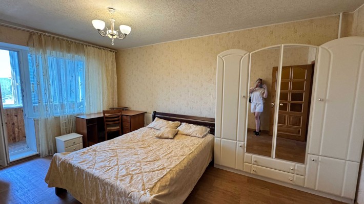 Продам 3 к.кв в Чугуеве - фото 1