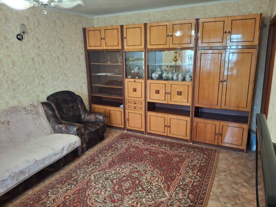 Квартира з автономним опаленням, меблями та побутовою технікою Шостка