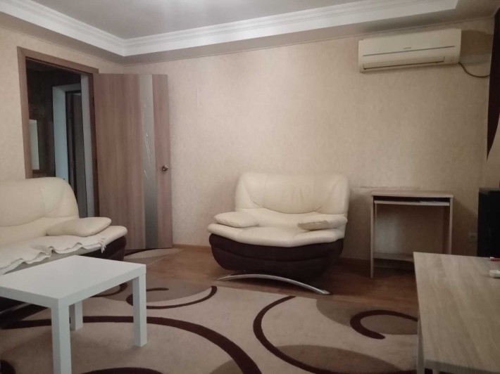 Продам 2-х комн. квартиру в центре - ЦУМ - фото 1