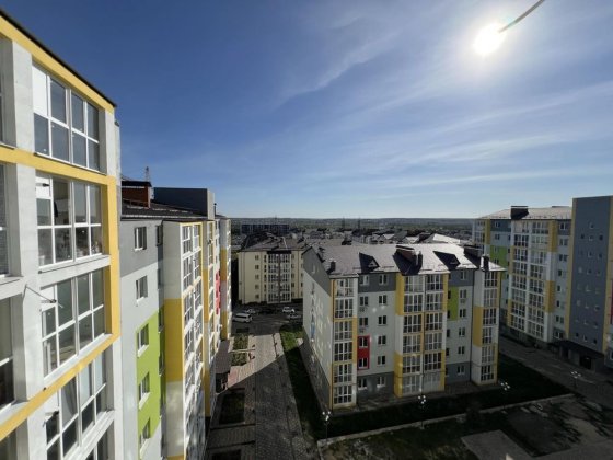 Продаж 1-кімнатної просторої квартири в ЖК Барський Зарванцы