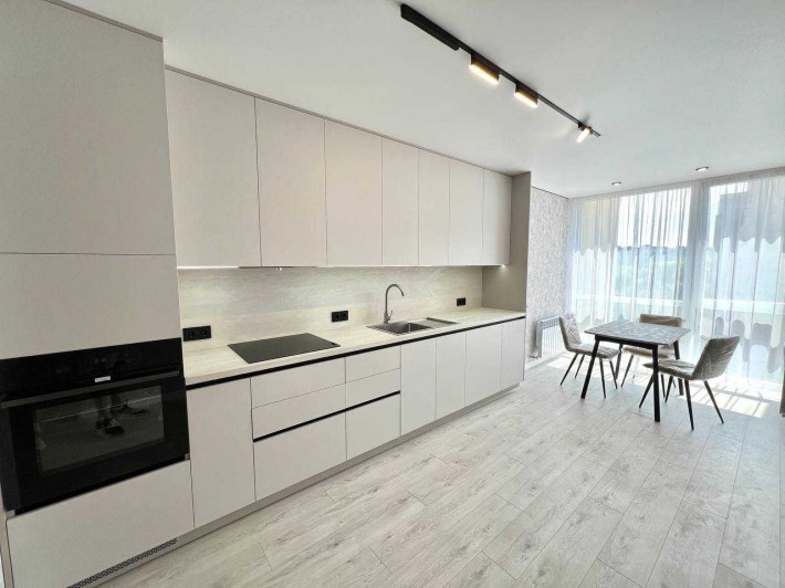 Продаж 1к квартира з євроремонтом Центр - фото 1