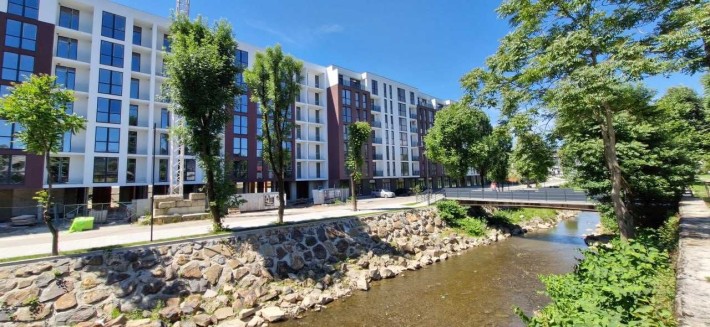 Набережний квартал, Свалява - фото 1