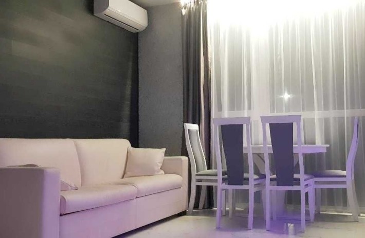 Продаж квартири у центрі міста Свалява. Закарпаття. - фото 1